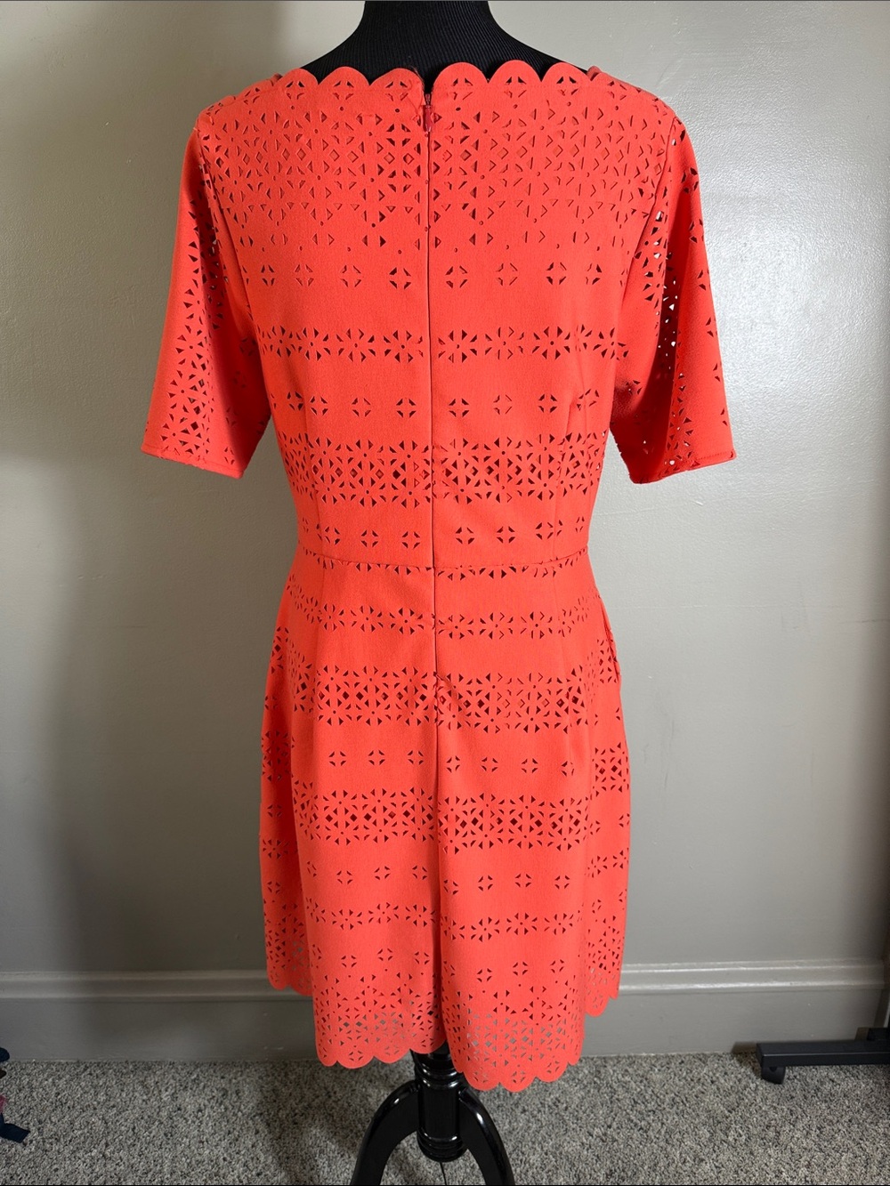 Banana Republic Coral Eyelet Fit & Flare Dress Sz 12 - Picture 7 of 11